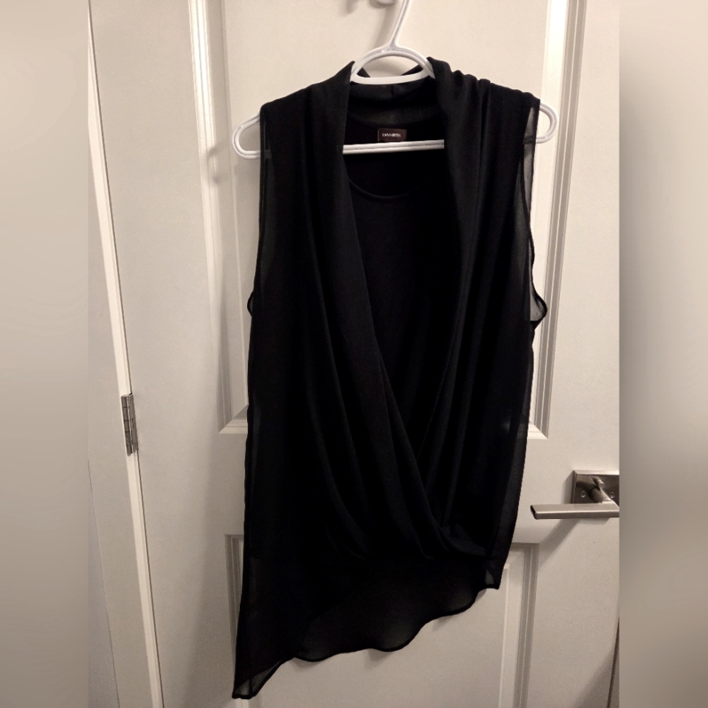 Sleeveless drapey blouse